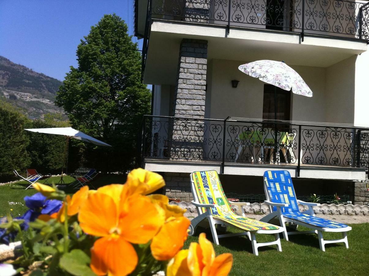 Apartamento Il Tiglio Gressan Aosta Exterior foto